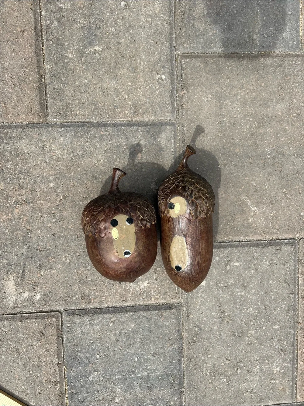 Pair of Large 7-9” Faux Bois Resin Acorn Sculptures – Woodland Decor Figurine